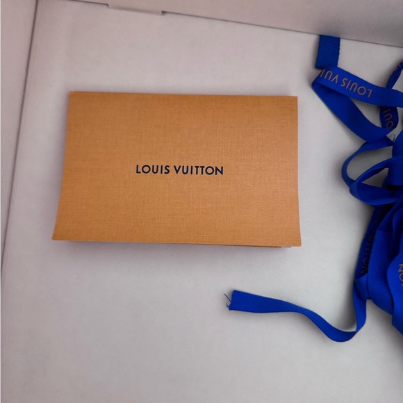 Louis Vuitton Signature Orange Box - Picture 8 of 14